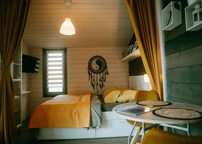 Romantic Getaway For 2 With Wellness / Bohemian Homes Сasa de vacaciones *