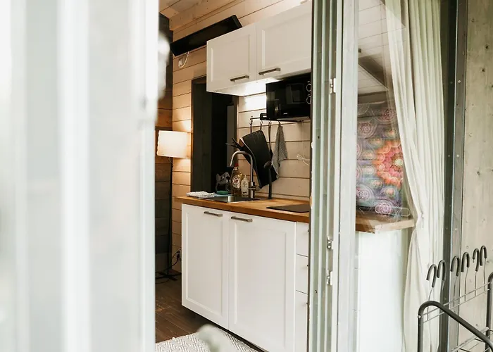 Romantic Getaway For 2 With Wellness / Bohemian Homes Сasa de vacaciones